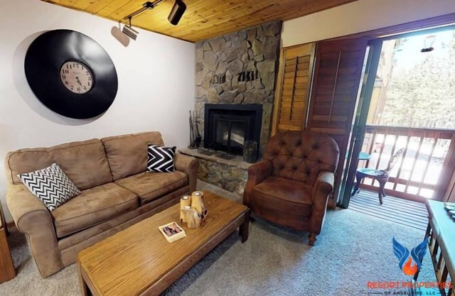 Updated; Fire Place; One Block to the bike lifts! Windchimes 213