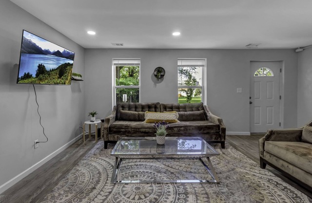 Updated Home Steps from Medical Campus