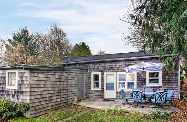 Updated Vashon Island Cabin w/ Puget Sound Views!