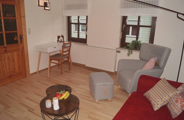 Upper floor apartment for one to five people