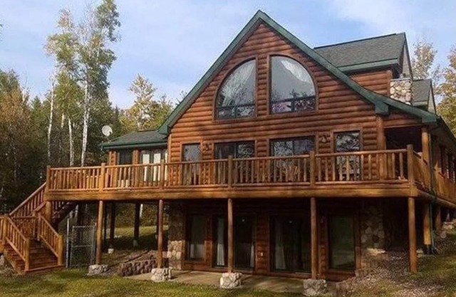 Upscale Lake Home on Beautiful 915 Acre Solberg Lake, Phillips WI