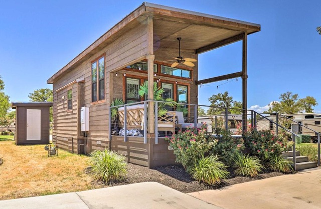 Upscale Tiny Home - Boho-Chic Austin Getaway!