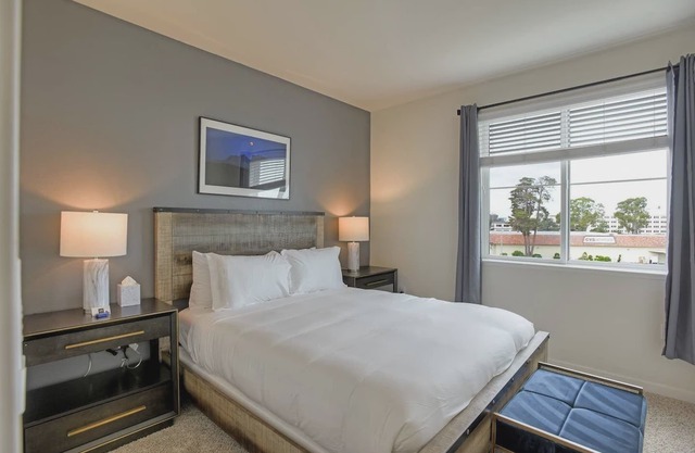 Urban Flat| New Foster City Suite| Fully Sanitized