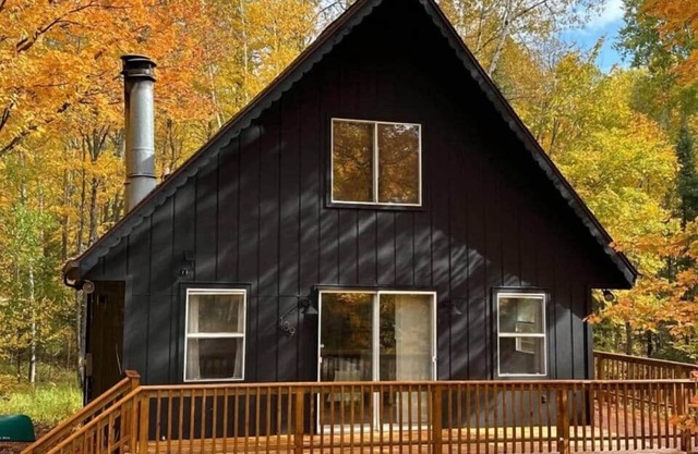URSA MAJOR a charming three bedroom chalet suite