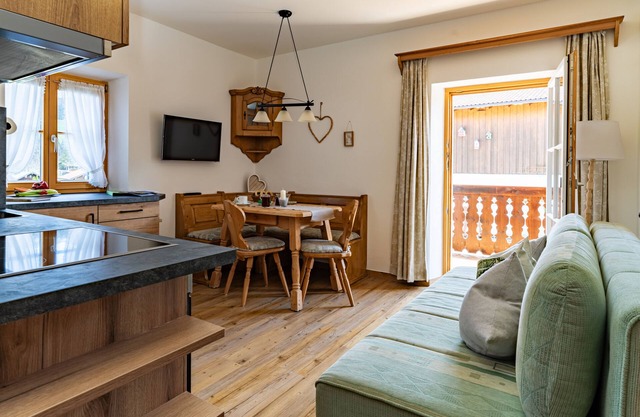 Vacation apartment no. 1, 45 sqm, east-facing balcony, W-LAN, 1 bedroom