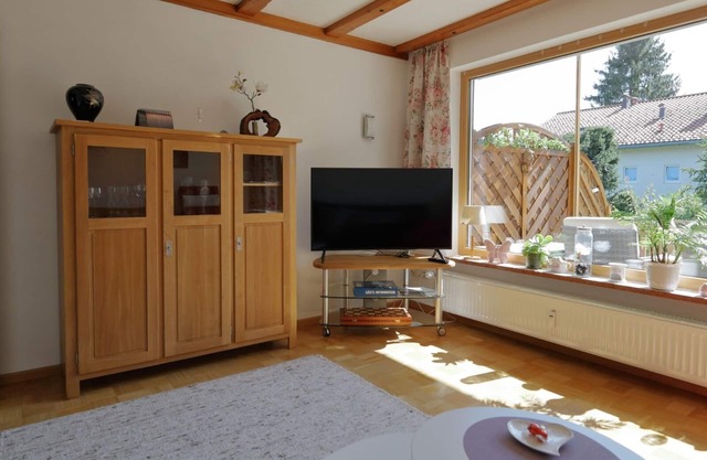 Vacation apartment Haas 65 sqm, 1 bedroom, 1 living room, dining kitchen, bathroom with shower, WLAN