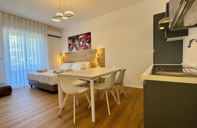 Vacation apartments in new complex, 250 m from the sea, with own kitchen