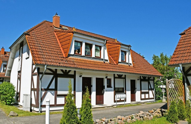 Vacation apartment with balcony Gustow on Rügen