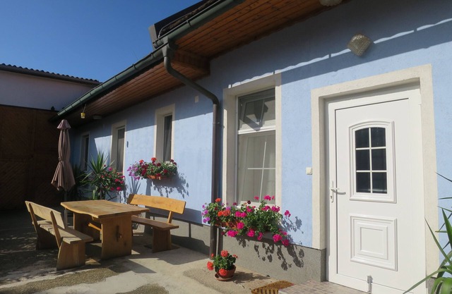 Vacation apartment/apartment for 5 guests with 80m² in Sankt Andrä am Zicksee (273333)