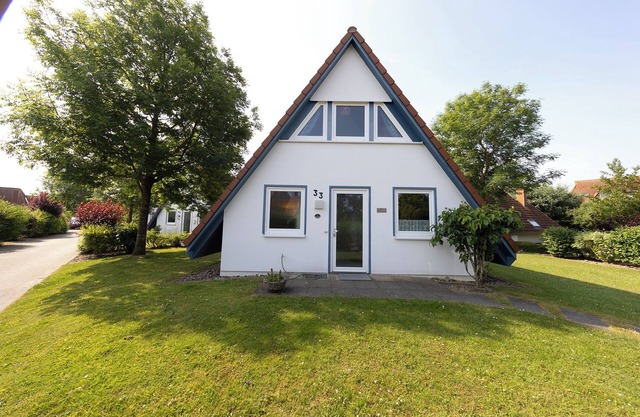 Vacation home Westertill 33, lovingly furnished and close to the beach.