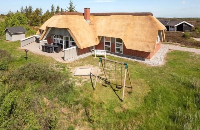 Vacation home "Atti" - 2.5km from the sea in Western Jutland in Rømø - 8 persons, 4 bedrooms