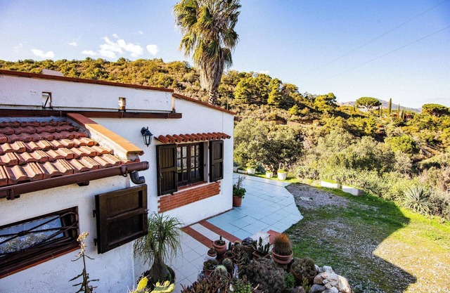 Vacation Home Casa Country with Sea View, Garden & Terrace