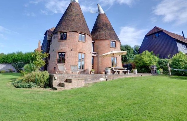 Vacation home Hawkridge Oast in Sissinghurst - 12 persons, 5 bedrooms