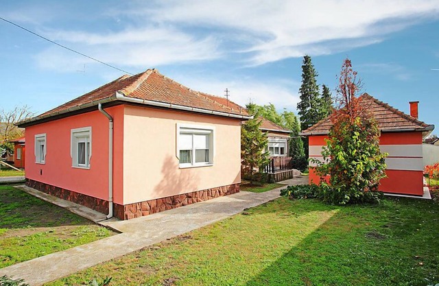 Vacation home Peach by Interhome