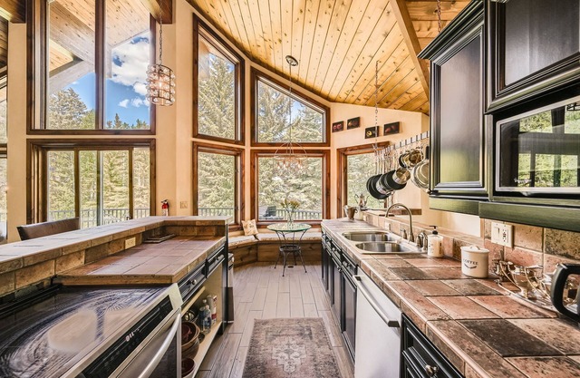 Vail Valley Drive Golf Course Single Family Home