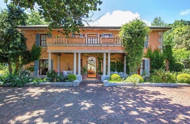 Vala House Vegan Guesthouse