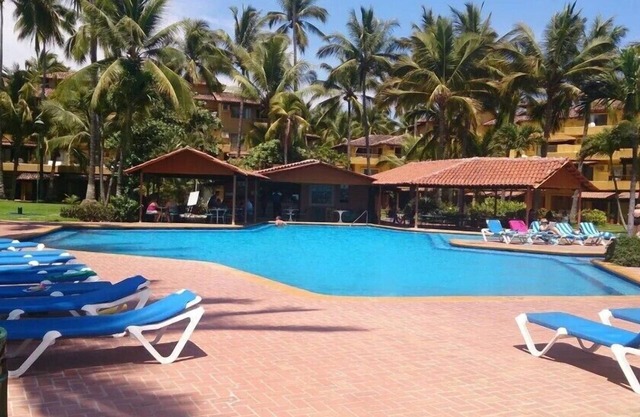 Vallarta Classic 1BR Condo w Pool Ideal for Tropical Vacations