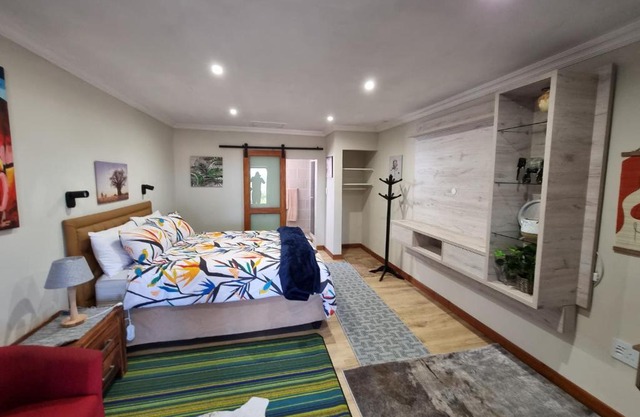 Valley View dullstroom - check in at The Highlander Hotel