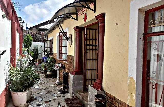 Valleycenterguesthouse