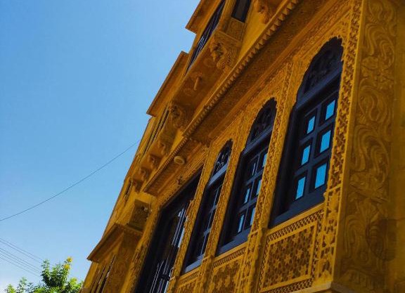 Vamoose Thakurji Palace