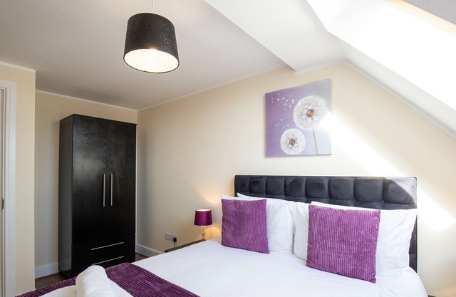 Velvet 2-bed apartment Clockhouse, Hoddesdon