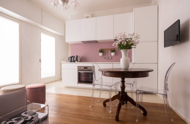 Venetian Palace Gold Apartment with Balcony R&R