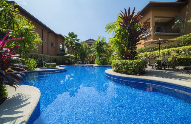 Veranda 3G 2 bdr Garden View in Los Suenos