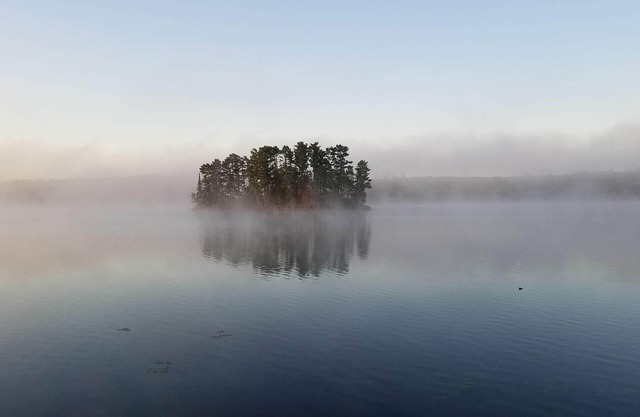 Very private beautiful lake house on spectacular Kego Lake