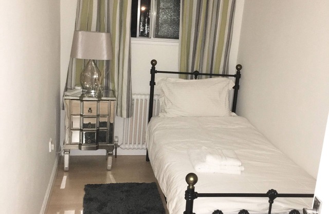 Very quiet area, close to Peterborough Hospital