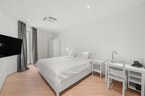 VibeStudio 305 - Central - AC - Licensed - Parking Nearby