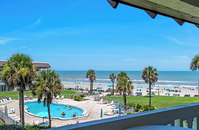 View the Sea from Chateau by the Sea 31B