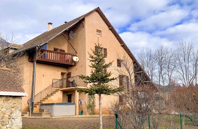 Villa écrin charance