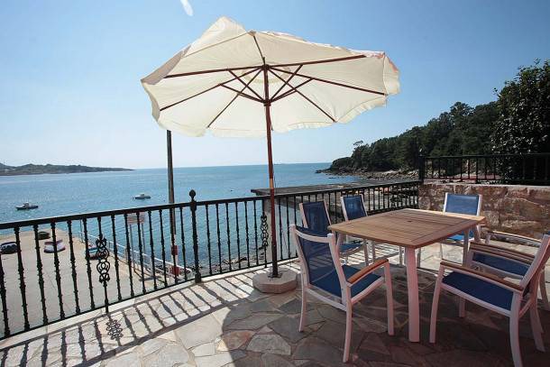 Villa - 4 Bedrooms with Sea views - 101631