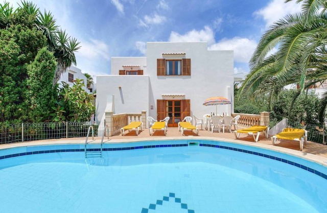 Villa ∙ 6 bedrooms ∙ 12 guests