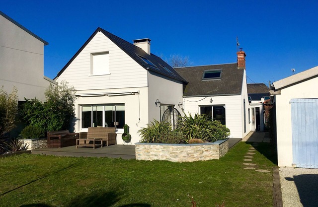 Villa 6 persons, 100 m from the sea