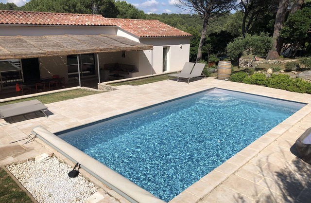 VILLA 8 SLEEPING 175m2 HAB. + POOL + GARRIGUES LAND