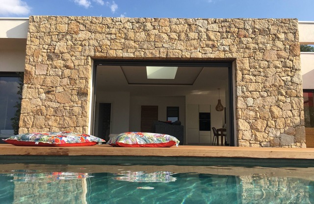 Villa Alandra. New luxury villa with heated pool.