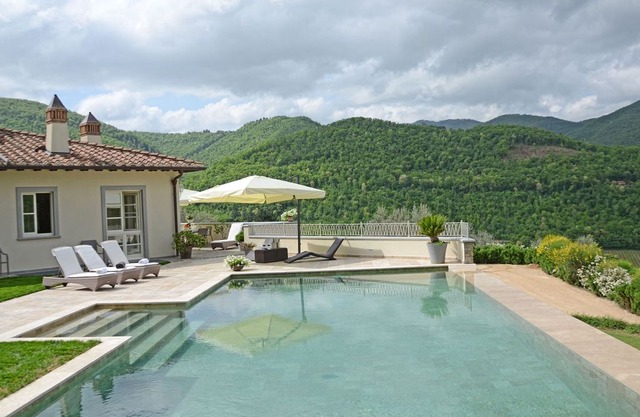 Villa Caiano, Londa, Florence