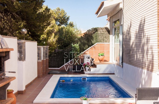 Villa Carmen heated pool, 5 min. Sitges