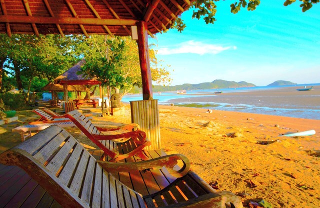 Villa Cha Cha Chaolao Beach Resort