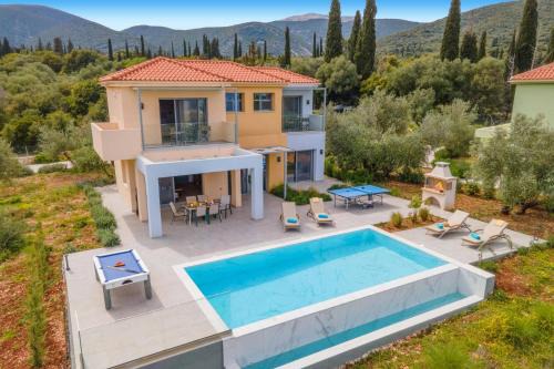 Villa Corelli by Villa Plus