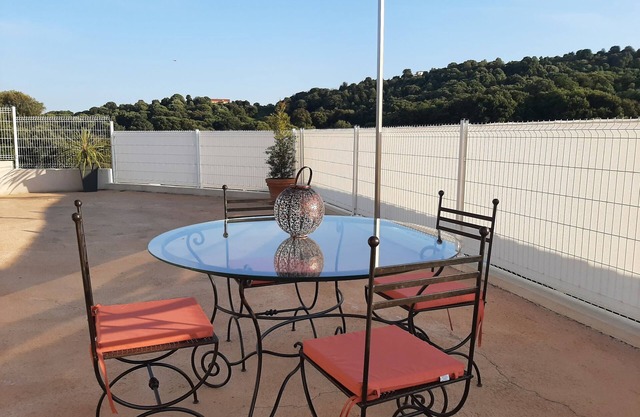 Villa Culomba - ALATA - T2 (sleeps 4)