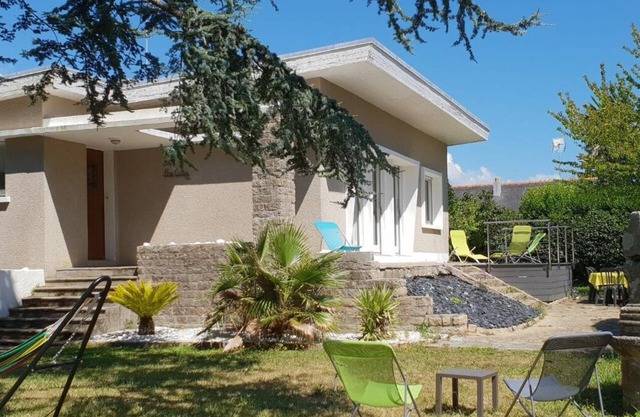 VILLA d'ARCHITECTE PEN GUEN* - 200 M from the BEACHES