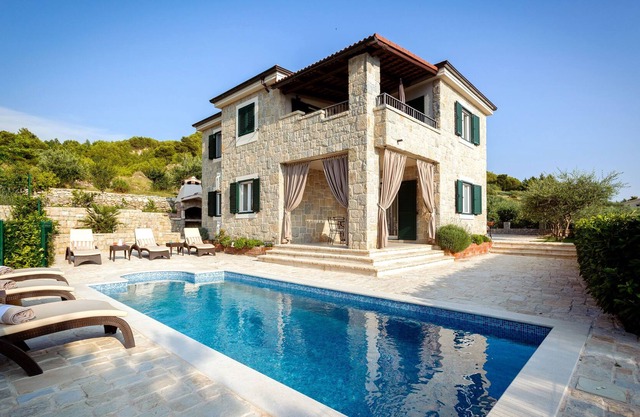 Villa Diana (V5521-K1) - Podstrana