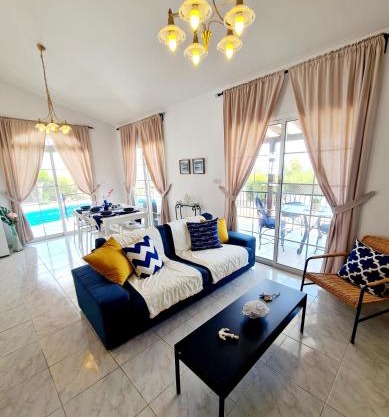 Villa Elysium, 3 bedrooms, pool, sea view & wifi