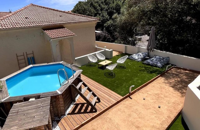 Villa entièrement rénovée avec piscine en plein coeur de Bastia - Corse