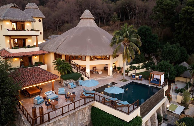 Villa Escala Summary: