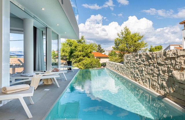 Villa Estate da Noi on Hvar – Crovillas GmbH