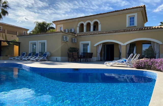 Villa Finestrat with private swimming pool and all comfort for max. 12 people