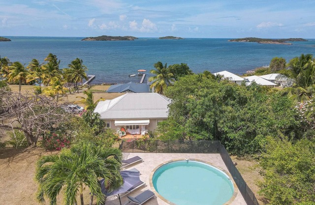 Villa Flamboyant - Five Bedroom Villa, Sleeps 11